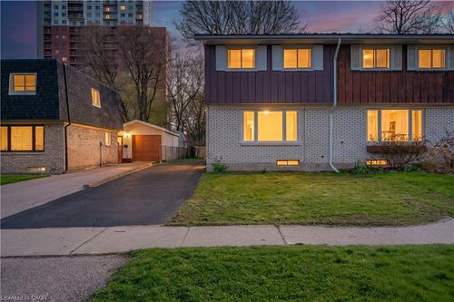 281 Morgan Ave, Kitchener, ON, N2A2M7 | Card Image