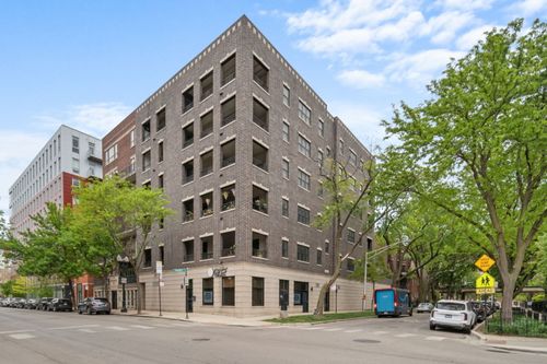 340 W Evergreen Ave, CHICAGO, IL, 60610-2478 | Card Image