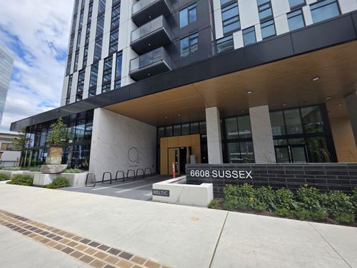 1909-6608 Sussex Ave, Burnaby, BC, V5H0M3 | Card Image