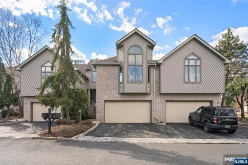 403 Dogwood Ct, Norwood, NJ, 07648-2008 | Card Image