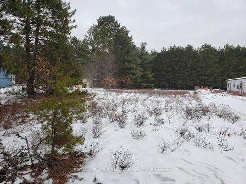 39780 Combermere Rd, Barrys Bay, ON, K0J1B0 | Card Image
