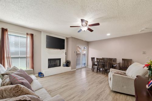 171-3919 Fairmont Pkwy, Pasadena, TX, 77504-3061 | Card Image