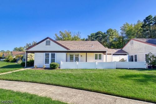 681 Huntington Dr, Manchester Tw, NJ, 08759 | Card Image