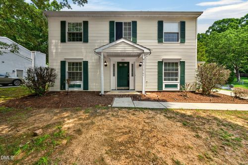105 Trinity Woods Dr, Raleigh, NC, 27607-4960 | Card Image