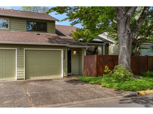 3536 Westleigh St, Eugene, OR, 97405-1136 | Card Image