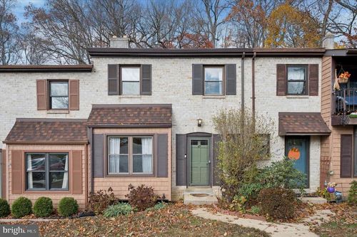 47 Bishop Dr, ASTON, PA, 19014-1304 | Card Image