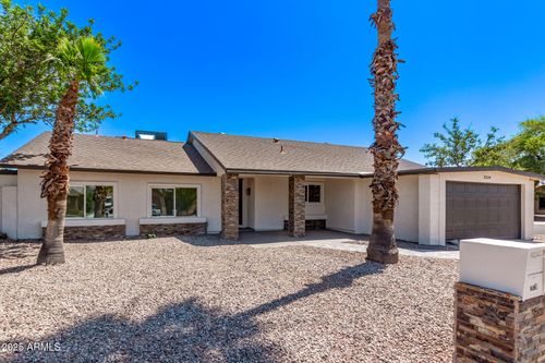 2339 W Ponderosa Ln, Phoenix, AZ, 85023-4219 | Card Image