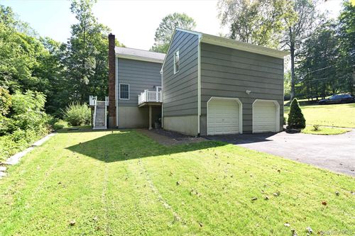 5 Watergate Dr, Amawalk, NY, 10501-1102 | Card Image