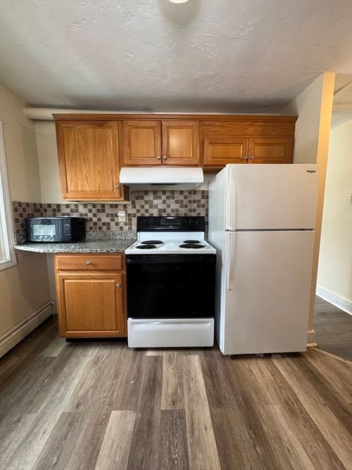 2-40 E Water St, Rockland, MA, 02370-1827 | Card Image