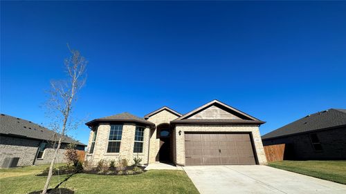 925 Boll Weevil Dr, Cleburne, TX, 76031-4807 | Card Image