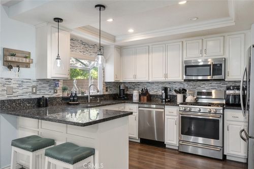 1992 Moonbeam Cir, Upland, CA, 91784-7406 | Card Image