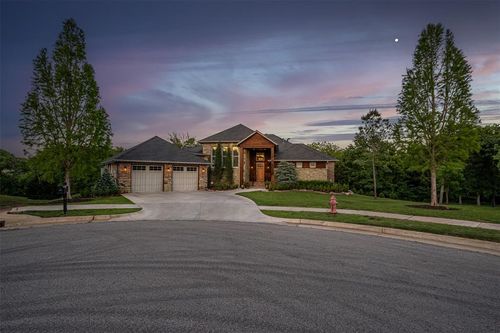 1308 Chain Bridge Court, Edmond, OK, 73034 | Card Image