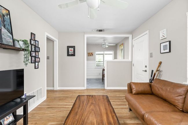 1807 Madison Ave, House other with 3 bedrooms, 1 bathrooms and 2 parking in Austin TX | Image 9