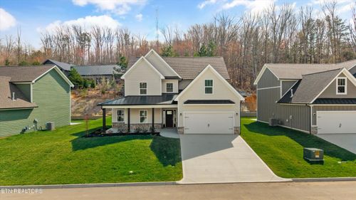 1751 Green Meadows Ln, Lenoir City, TN, 37771-8283 | Card Image