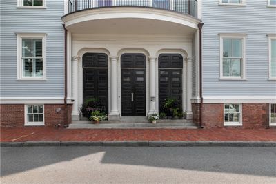 8 - 50 School Street, Condo with 4 bedrooms, 4 bathrooms and 2 parking in Newport RI | Image 2