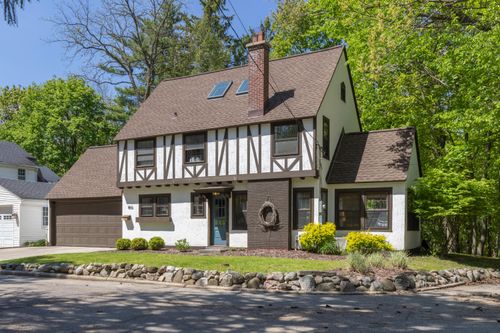 803 Forest Glen Blvd, Kalamazoo, MI, 49008-2358 | Card Image
