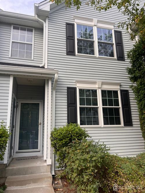 1209 Blossom Cir, Dayton, NJ, 08810-2413 | Card Image