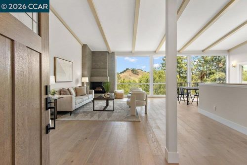 16 Sunnyside Ct, Orinda, CA, 94563-1115 | Card Image