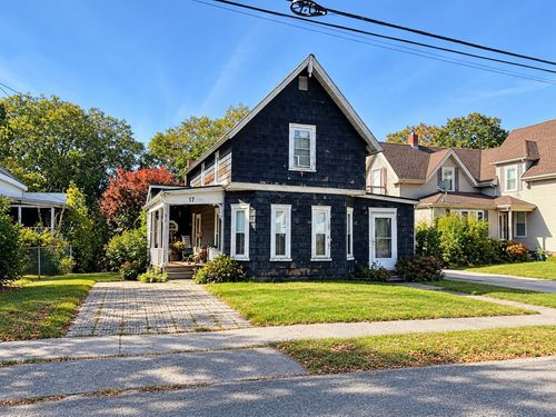 17 Rock Street, Middleboro, MA, 02346 | Card Image