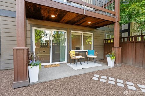 c104-21307 48th Ave W, Mountlake Terrace, WA, 98043-3439 | Card Image