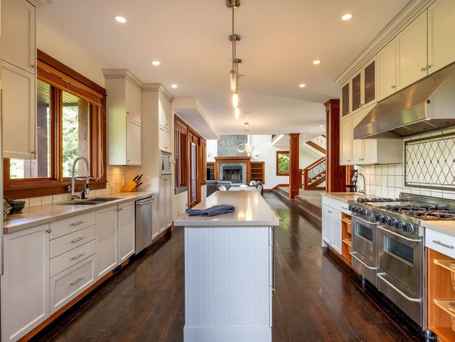 1569 Tynebridge Lane, House other with 4 bedrooms, 5 bathrooms and 4 parking in Whistler BC | Image 12