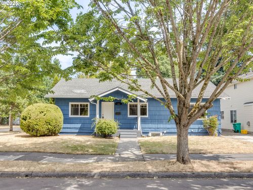 5427 N Yale St, Portland, OR, 97203-5251 | Card Image
