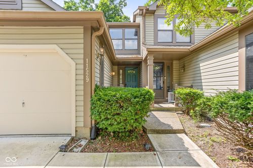 11529-11529 Sunset Cove Ln, Indianapolis, IN, 46236-8859 | Card Image