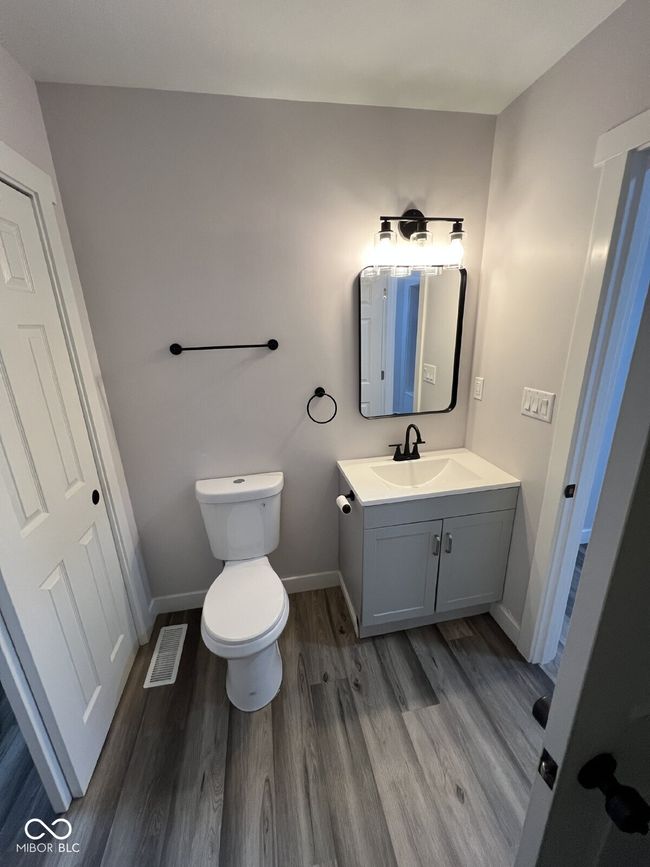 11 Iowa St, House other with 2 bedrooms, 1 bathrooms and null parking in Indianapolis IN | Image 7