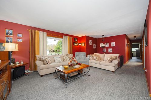 28 Albie Rd, Red Hook, NY, 12571-1150 | Card Image