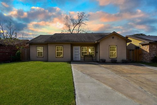 10014 Sierra Dr, Houston, TX, 77051-3614 | Card Image