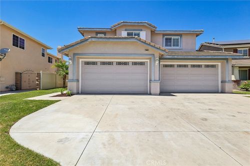 23492 Scooter Way, Murrieta, CA, 92562-6311 | Card Image