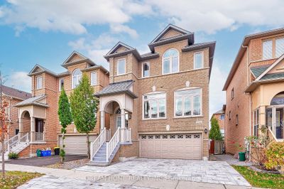 290 Harbord St, House other with 4 bedrooms, 3 bathrooms and 4 parking in Markham ON | Image 1