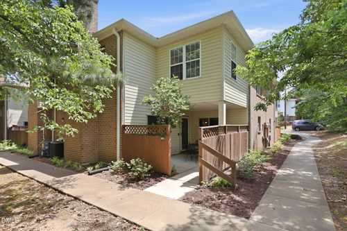381 Summerwalk Circle, Chapel Hill, NC, 27517 | Card Image