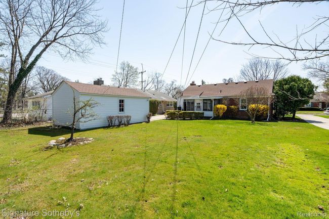 15526 Buckingham Ave, House other with 2 bedrooms, 1 bathrooms and null parking in Beverly Hills MI | Image 26