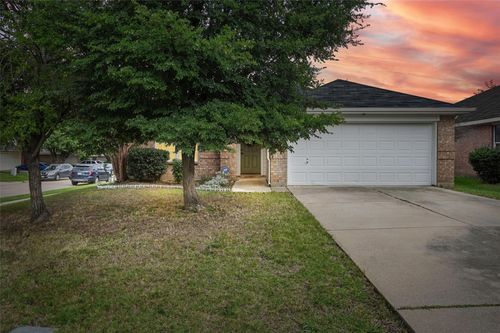 11824 Ponderosa Pine Dr, Fort Worth, TX, 76244-7728 | Card Image