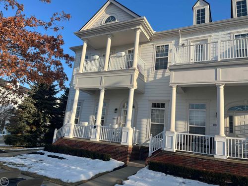 18873 Johannes St, Macomb, MI, 48042-3720 | Card Image