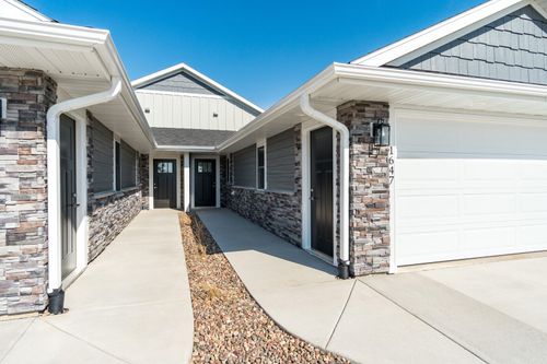 1627 Red Clover St, HOLMEN, WI, 54636-3315 | Card Image