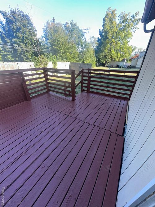 19178 Cameron St, Detroit, MI, 48203-1303 | Card Image