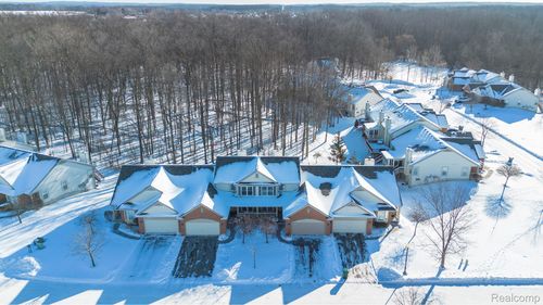 5964 Augusta Ln, Grand Blanc, MI, 48439-9474 | Card Image