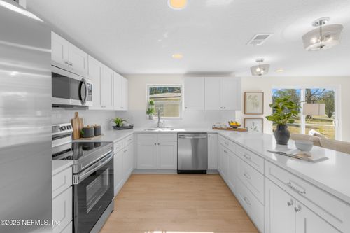 12035 N Goldenrod Circle N, Jacksonville, FL, 32246 | Card Image