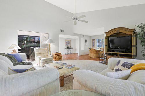 17 La Cerra Cir, Rancho Mirage, CA, 92270-3808 | Card Image