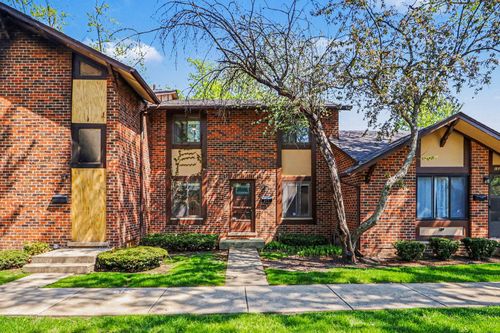 1S217 Stratford Ln, Villa Park, IL, 60181-3606 | Card Image