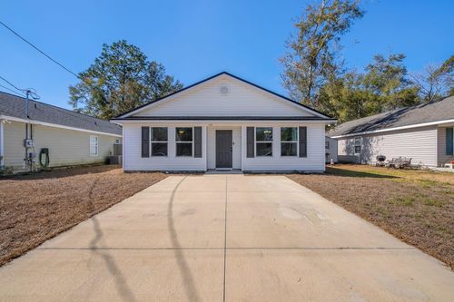 122 Melody Ln, Crawfordville, FL, 32327-3297 | Card Image