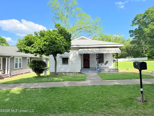 126 N Chestnut Street, McComb, MS, 39648 | Card Image