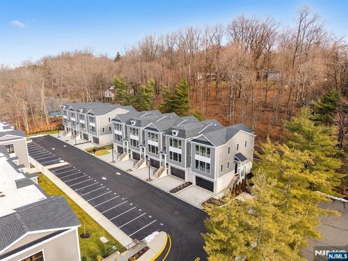 188 Broadway, Woodcliff Lake, NJ, 07677 | Card Image
