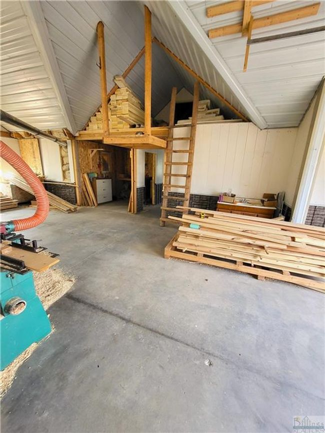 1 Nighthawk Trl, House other with 3 bedrooms, 2 bathrooms and null parking in Roundup MT | Image 20