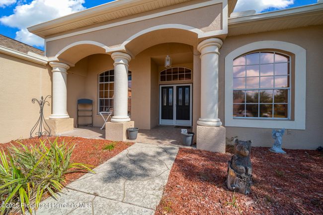 14215 Presteign Ln, House other with 3 bedrooms, 2 bathrooms and null parking in Spring Hill FL | Image 4