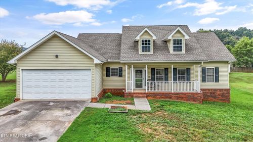 1924 River Vista Cir, Sevierville, TN, 37876-4416 | Card Image