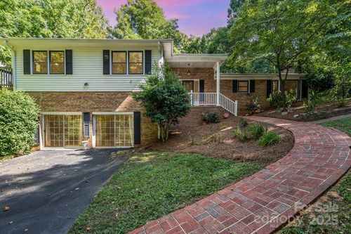681 Pine Bluff Cir, Kannapolis, NC, 28081-5858 | Card Image
