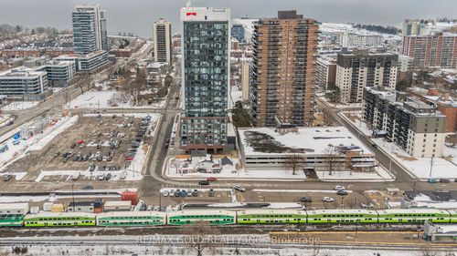 216-28 Ann St, Mississauga, ON, L5G0E1 | Card Image